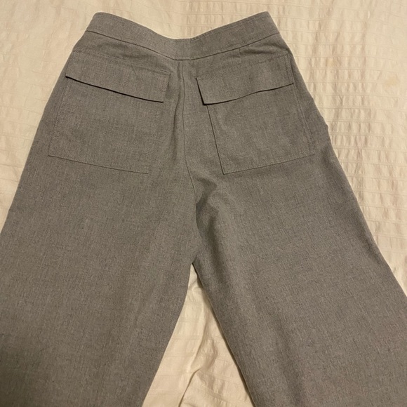 !SOLD! HIGH WAISTED TAPERED CARGO PANTS - Picture 5 of 8